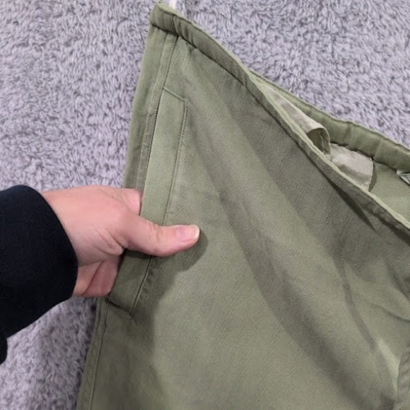 Tommy Bahama Women's Medium 100%‎ Silk Green Cropped Pants Drawstring Pockets - Picture 3 of 10